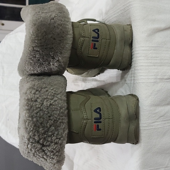 Fila Disruptor Shearling Hiking Boots Khaki Green Gray Faux Fur Chunky Sz 7 EUC - Picture 6 of 12